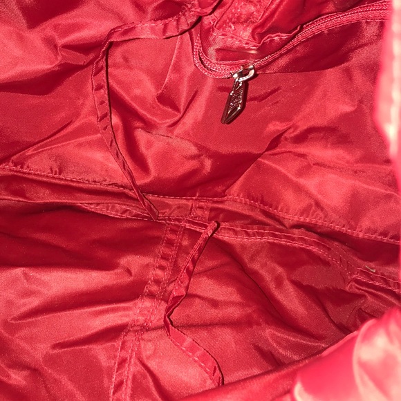 Gap Red Nylon Satchel 😘 NWT attached - Picture 4 of 8